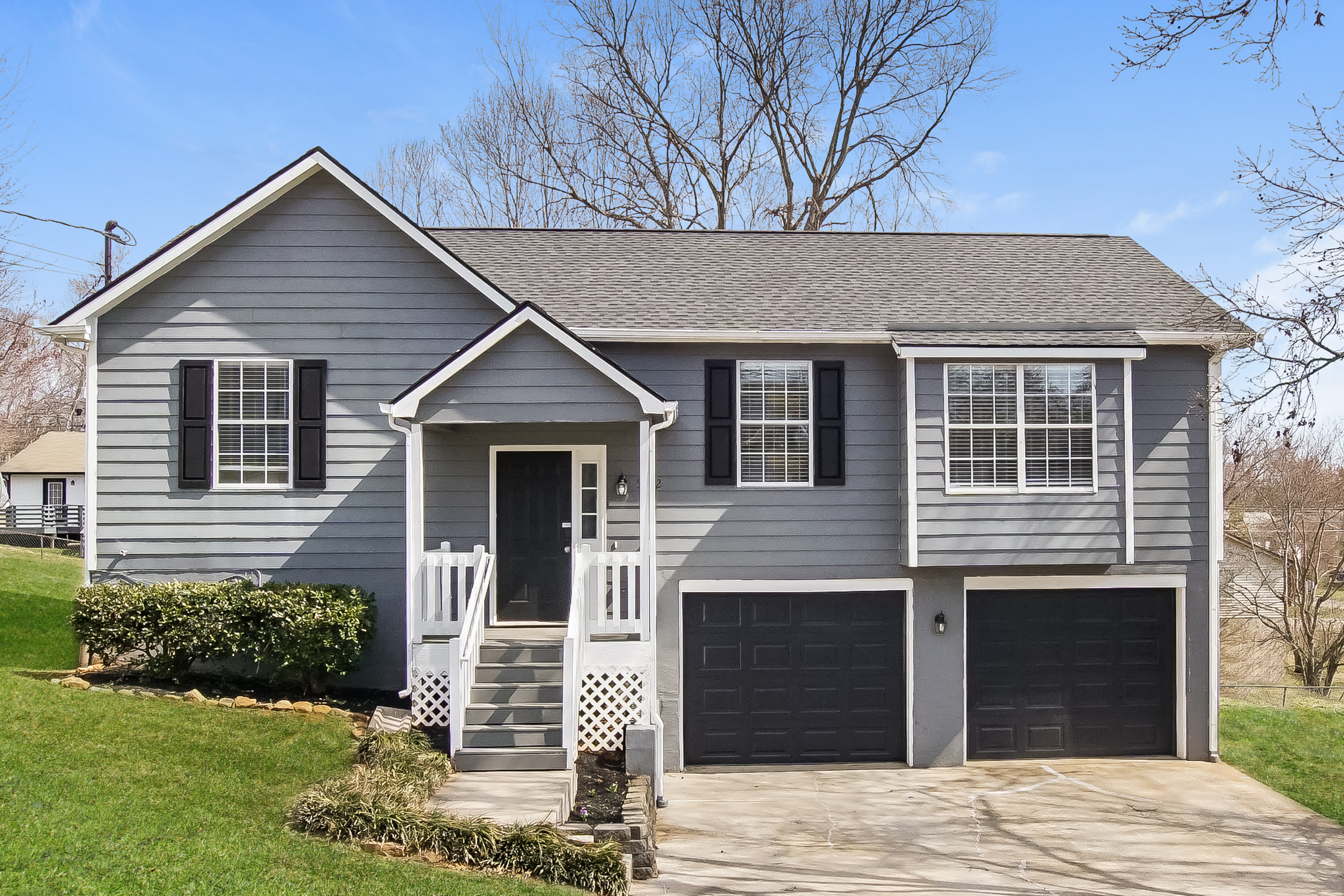5912 MONTINA RD KNOXVILLE, TN 37912
